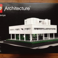 LEGO-Architecture-21014-Villa-Savoye-Front