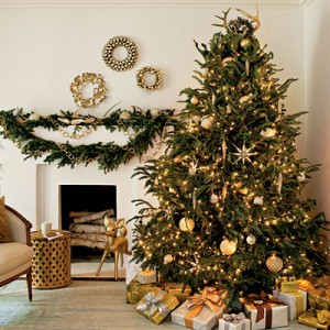 shimmery-christmas-tree-l